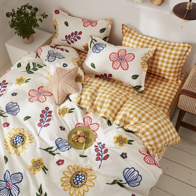 Nordic Flowers Duvet Cover and Bedding Set